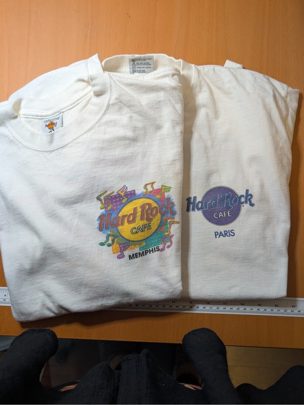 2096 - Hard Rock Cafe Memphis and Paris Heavy Tee T-Shirts Bundle Large